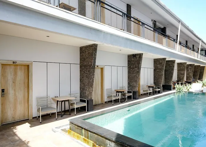 ゲストハウス Lega Legi Town House By The Lavana 4*
