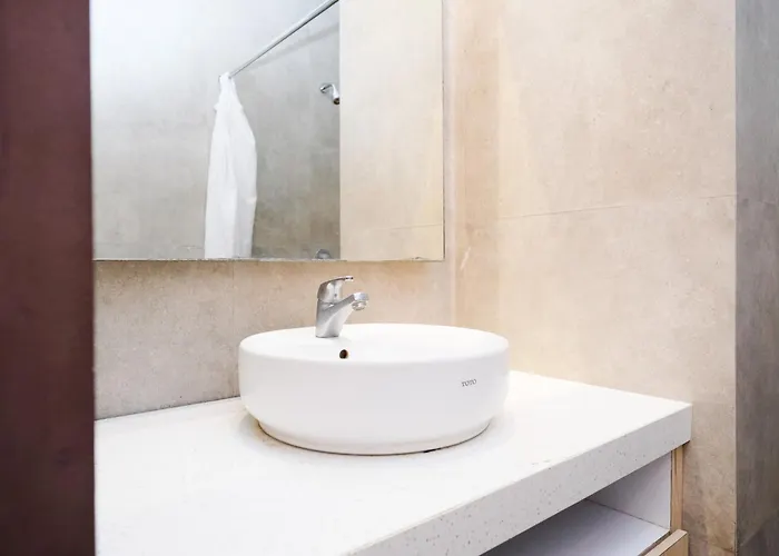 Lega Legi Town House By The Lavana 4*