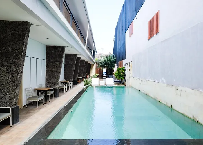 Lega Legi Town House By The Lavana ゲストハウス 4*