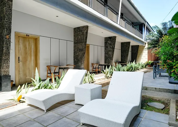 Lega Legi Town House By The Lavana スミニャック